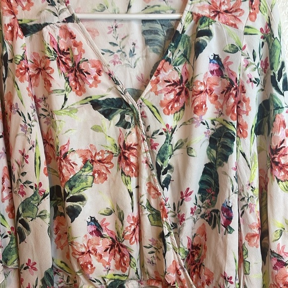 Floral Blouse with Bell Sleeves - Picture 3 of 11